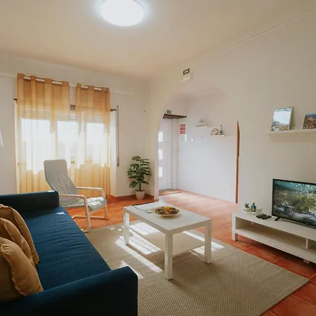 114 - Faustino S House Estrada (Leiria)